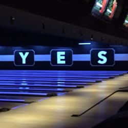 Bowlero Woodland Hills