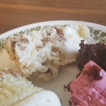 Queen Esther's Cupcakes - Italian Cream did not skimp on the nuts - Cupcakes Near Me - Denton, Texas