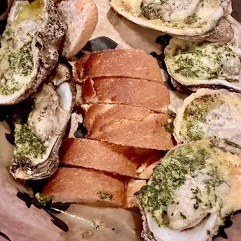 30/90 NOLA - Oysters grilled ya - Bars Near Me - New Orleans, Louisiana