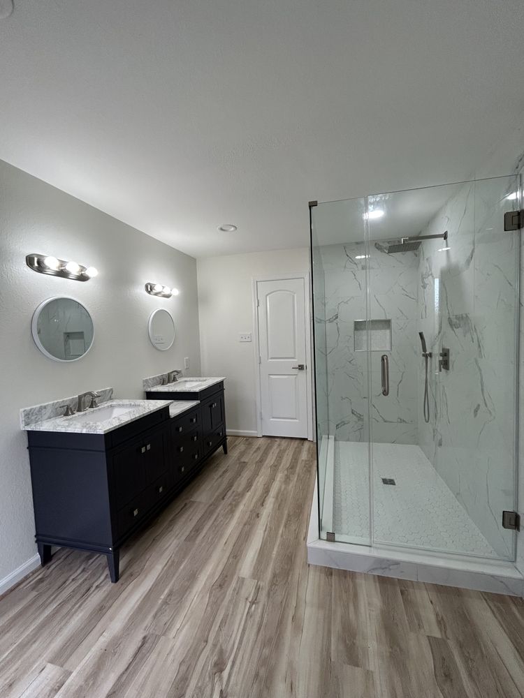 Slide of MCM Construction & Roofing