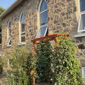 Old Stone Inn - Old Stone In from the left side - Bed & Breakfast Near Me - Estevan, Saskatchewan Old Stone Inn - Old Stone In from the left side - Bed & Breakfast Near Me - Estevan, Saskatchewan