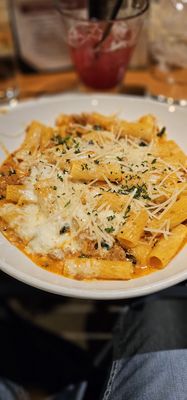 Abrusci's Fire & Vine by null
