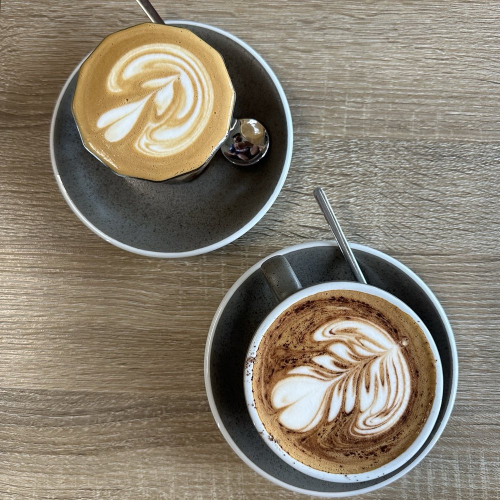 Cortado & cappuccino Cortado & cappuccino