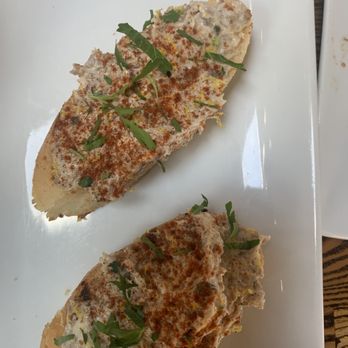 Hana Koa Brewing - Taco - Breweries Near Me - Honolulu, Hawaii