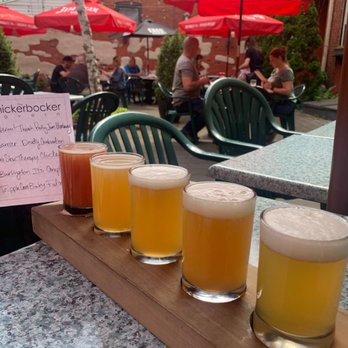 The Knickerbocker Tavern - Flight - Beer Bar Near Me - Altoona, Pennsylvania