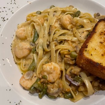 Orleans Bistro - Shrimp Scampi - Cajun/Creole Near Me - Grenada, Mississippi Orleans Bistro - Shrimp Scampi - Cajun/Creole Near Me - Grenada, Mississippi