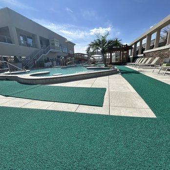 King Spa - Views on the rooftop pool - Massage Therapy Near Me - Chantilly, Virginia