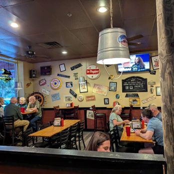 TJ's Seafood Shack - Dining area - Seafood Near Me - Oviedo, Florida TJ's Seafood Shack - Dining area - Seafood Near Me - Oviedo, Florida