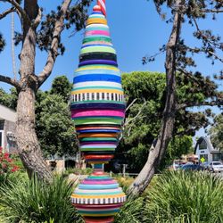 US Post Office - Art out front