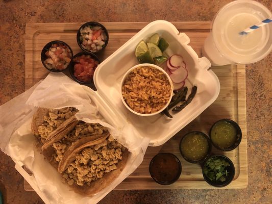 La Divina Tacos by null