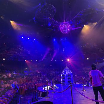Mad Apple by Cirque du Soleil - Performing Arts Near Me - Las Vegas, Nevada