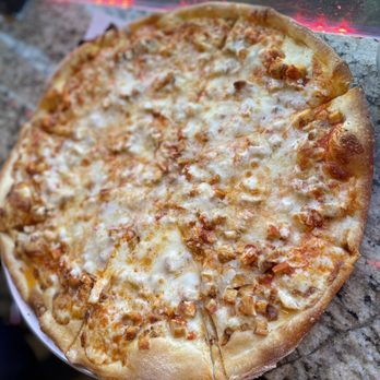 Piccola New York Pizza - Buffalo chicken pizza- very good! - Pizza Near Me - Atlanta, Georgia Piccola New York Pizza - Buffalo chicken pizza- very good! - Pizza Near Me - Atlanta, Georgia