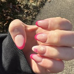 Queen's Nails Salon - My Nails finished product