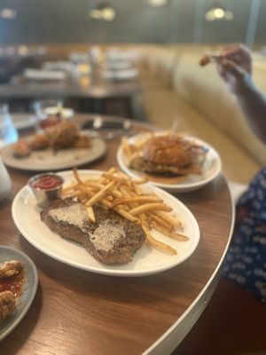 Sweetsong Kitchen & Bar by null