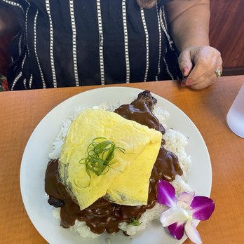 Guieb Cafe - Prime rib locomoco - New American Near Me - Honolulu, Hawaii Guieb Cafe - Prime rib locomoco - New American Near Me - Honolulu, Hawaii