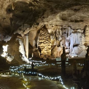 Cave Without A Name - Tours Near Me - Boerne, Texas Cave Without A Name - Tours Near Me - Boerne, Texas
