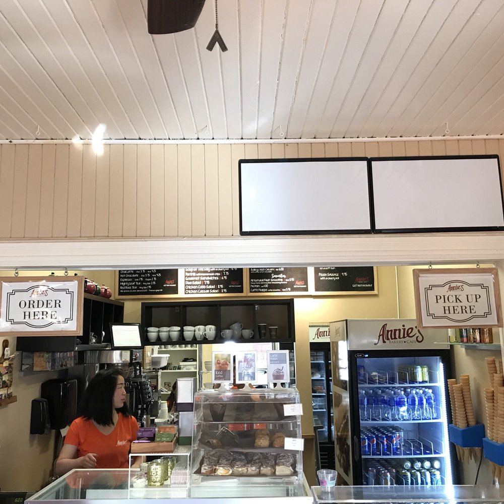 Annie's Cafe - Order area - Breakfast & Brunch Near Me - Calgary, Alberta Annie's Cafe - Order area - Breakfast & Brunch Near Me - Calgary, Alberta