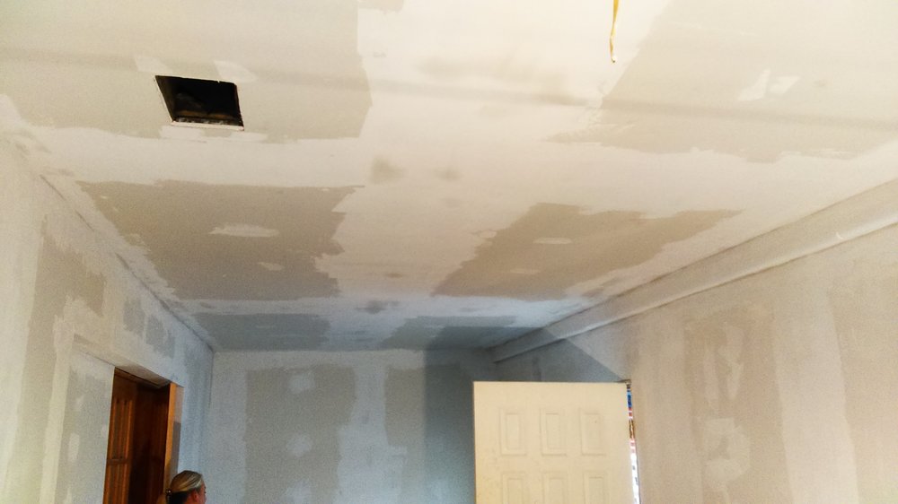 Slide of Bearded Guy Contracting