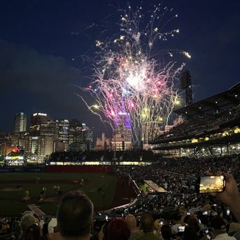PNC Park - Stadiums & Arenas Near Me - Pittsburgh, Pennsylvania PNC Park - Stadiums & Arenas Near Me - Pittsburgh, Pennsylvania