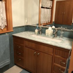 Bishop Custom Marble - Bathroom vanity
