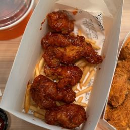 Sweet & Spicy Sauced Chicken Wing 8PC Sweet & Spicy Sauced Chicken Wing 8PC