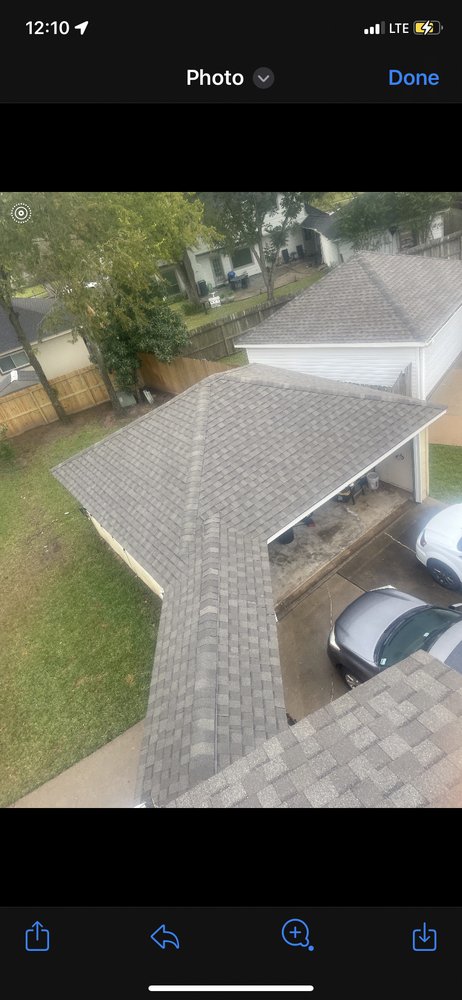 Slide of Arnold Roofing and Construction