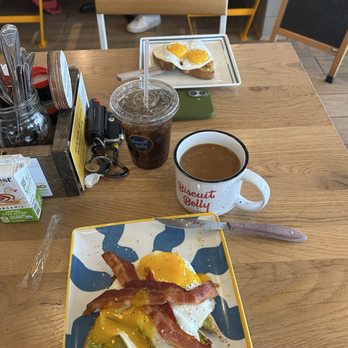 Biscuit Belly - Middletown - 2 Avocado Toastie 3 drinks - Breakfast & Brunch Near Me - Louisville, Kentucky