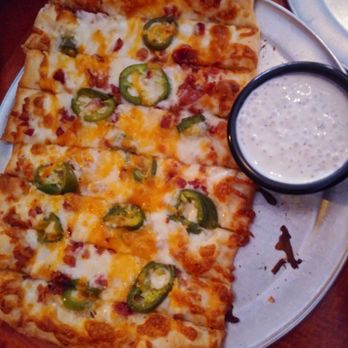 Loop & Lil's Pizza - Pizza Near Me - Lockhart, Texas