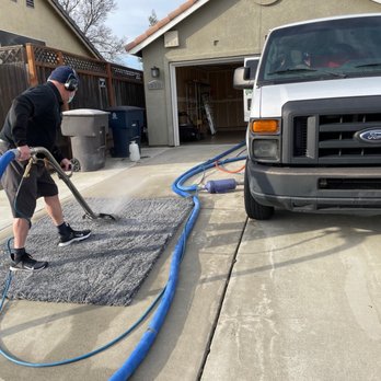 Robert's Carpet Cleaning - Carpet Installation Near Me - Tracy, California