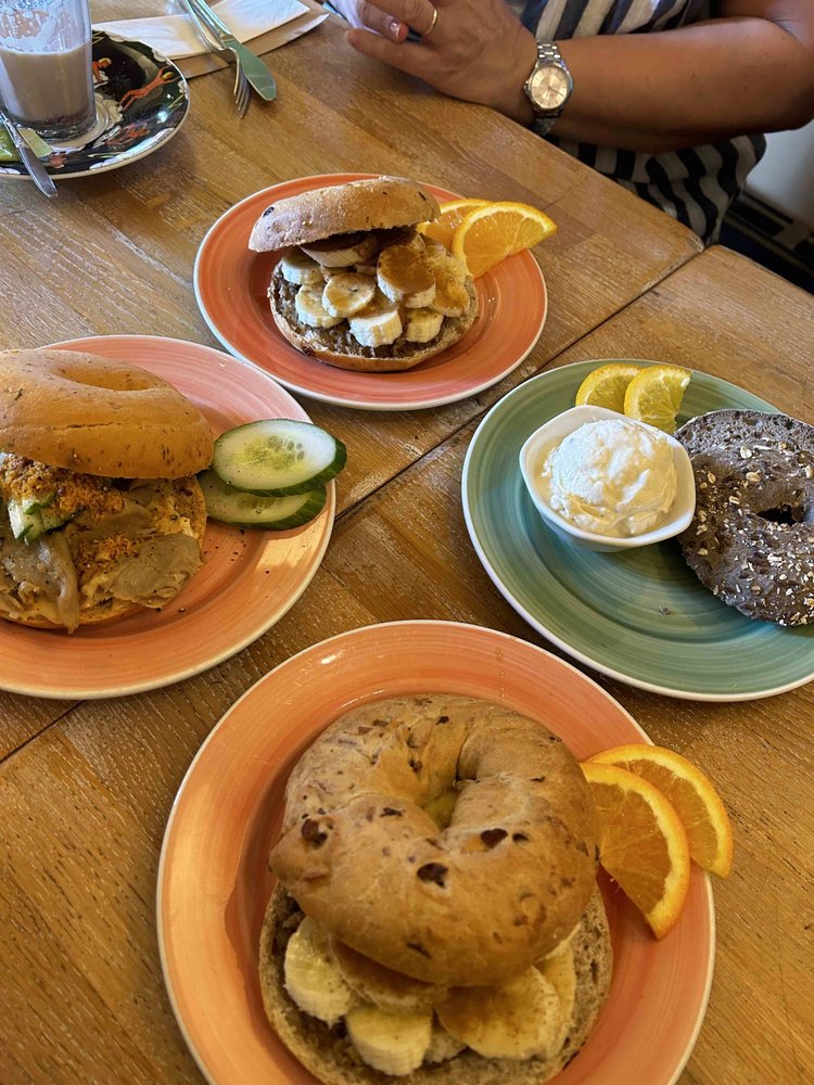BAGELS & BEANS Gedempte Turfhaven 16, Hoorn, NoordHolland, The