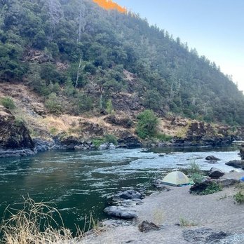 OARS Rogue River Rafting - Rafting/Kayaking Near Me - Grants Pass, Oregon