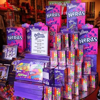 IT'SUGAR - Candy Stores Near Me - Emeryville, California