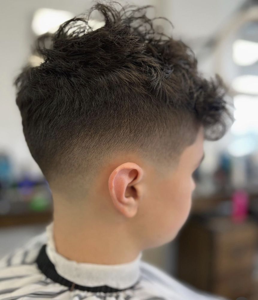 Mcgreevy’s Barber Shop Logo