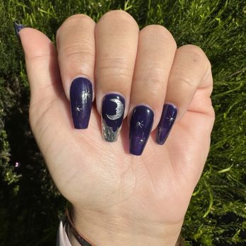 Julie's Nail Spa - Notice the eyebrows on the moon - Nail Salons Near Me - Union City, California