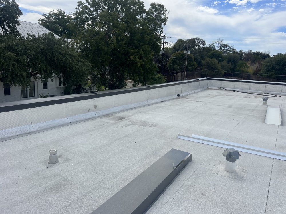 Slide of GT Roofing & Construction 