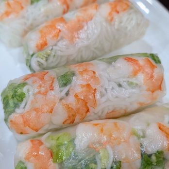 Banh Mi Amour - Shrimp spring rolls - Vietnamese Near Me - Visalia, California Banh Mi Amour - Shrimp spring rolls - Vietnamese Near Me - Visalia, California