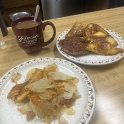 Billy's Coffee Shop - French Toast with cinnamon and sugar, sausage, and a quarter order of potatoes