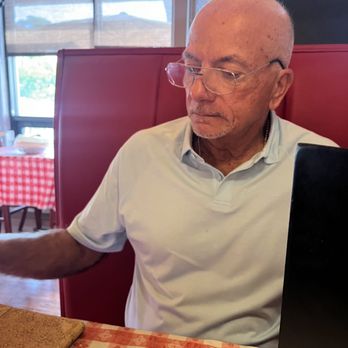Sisters Restaurant - Italian Near Me - Boca Grande, Florida