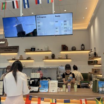 More Yogurt - Interior - Juice Bars & Smoothies Near Me - Tustin, California