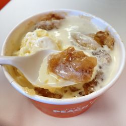 Peach Cobbler Factory- Winston-Salem - Peach cobbler