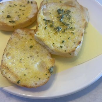 Havanazucar Cuban Restaurant - Butter, garlic toast - Cuban Near Me - Hesperia, California Havanazucar Cuban Restaurant - Butter, garlic toast - Cuban Near Me - Hesperia, California