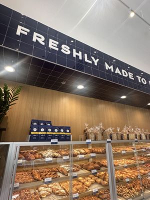 Paris Baguette by null