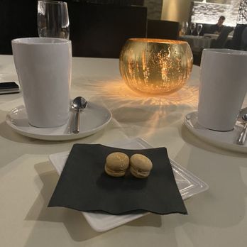 David's Restaurant & Lounge - Complimentary macarons - American Near Me - Fernandina Beach, Florida David's Restaurant & Lounge - Complimentary macarons - American Near Me - Fernandina Beach, Florida