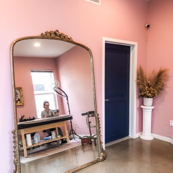 Feather & Mink - Details of the studio - Eyebrow Services Near Me - Santa Ana, California Feather & Mink - Details of the studio - Eyebrow Services Near Me - Santa Ana, California