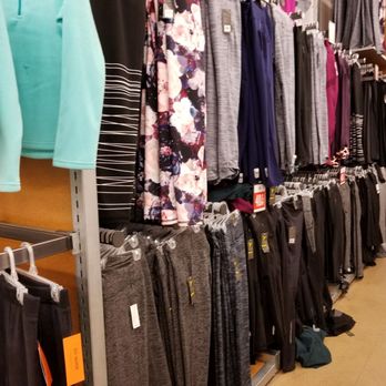 Old Navy - Men's Clothing Near Me - College Station, Texas Old Navy - Men's Clothing Near Me - College Station, Texas