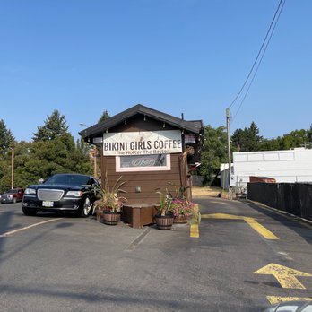 Bikini Girls Coffee - Entrance - Coffee & Tea Near Me - Tigard, Oregon