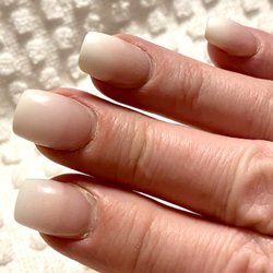 Bebe Nail Spa - Terrible ombré