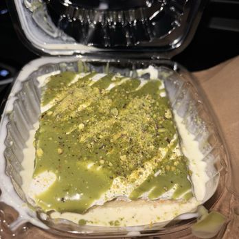 D Spot Dessert Cafe - Desserts Near Me - Mississauga, Ontario D Spot Dessert Cafe - Desserts Near Me - Mississauga, Ontario