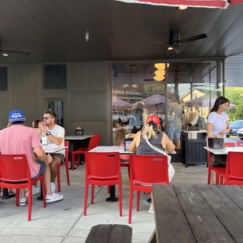 Slice House by Tony Gemignani - Outside seating - Pizza Near Me - Franklin, Tennessee Slice House by Tony Gemignani - Outside seating - Pizza Near Me - Franklin, Tennessee