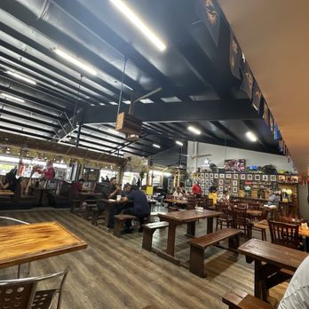 El Chinchorro Sport Bar - Sports Bars Near Me - Jacksonville, Florida El Chinchorro Sport Bar - Sports Bars Near Me - Jacksonville, Florida